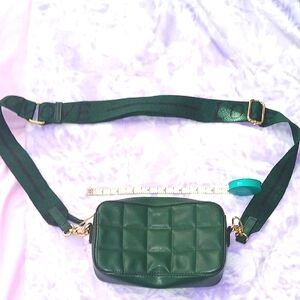 Elegant Quilted Green Crossbody Bag